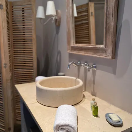 Les Jardins De La Tour Hotel 3*
